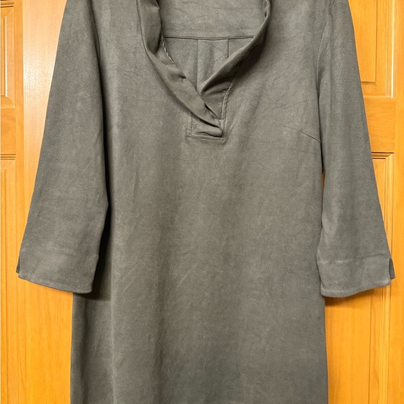 J. McLaughlin Tops - J. McLaughlin Gray Tunic Top